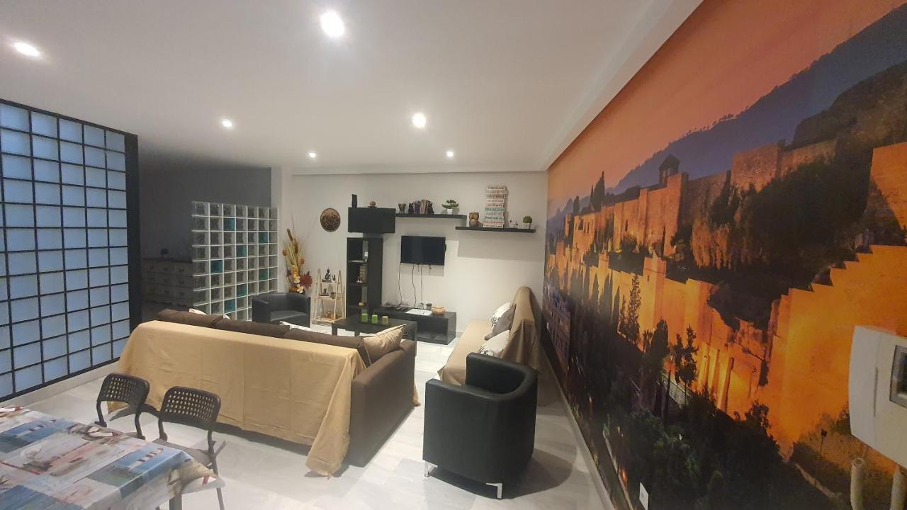 Lyrioshomes Apartamentos Los Treboles Málaga Buitenkant foto
